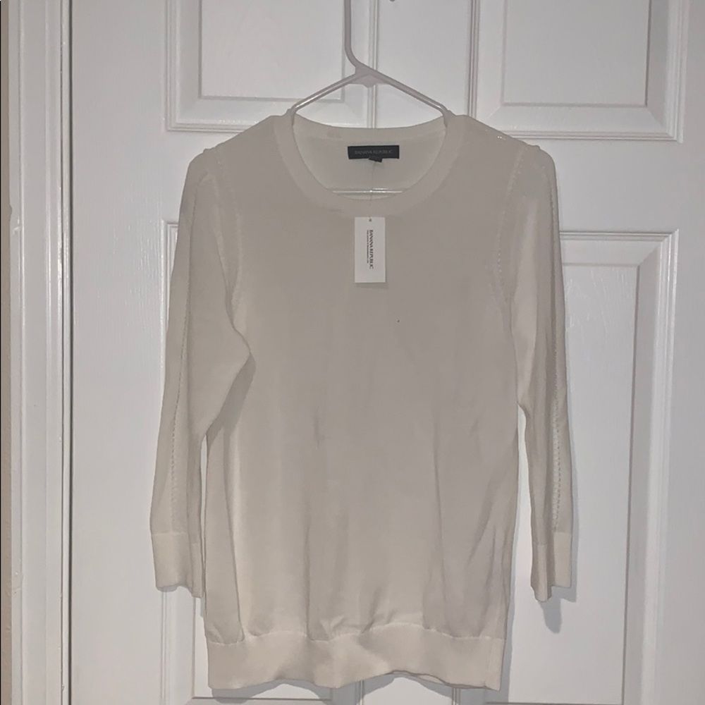 White Banana Republic sweater